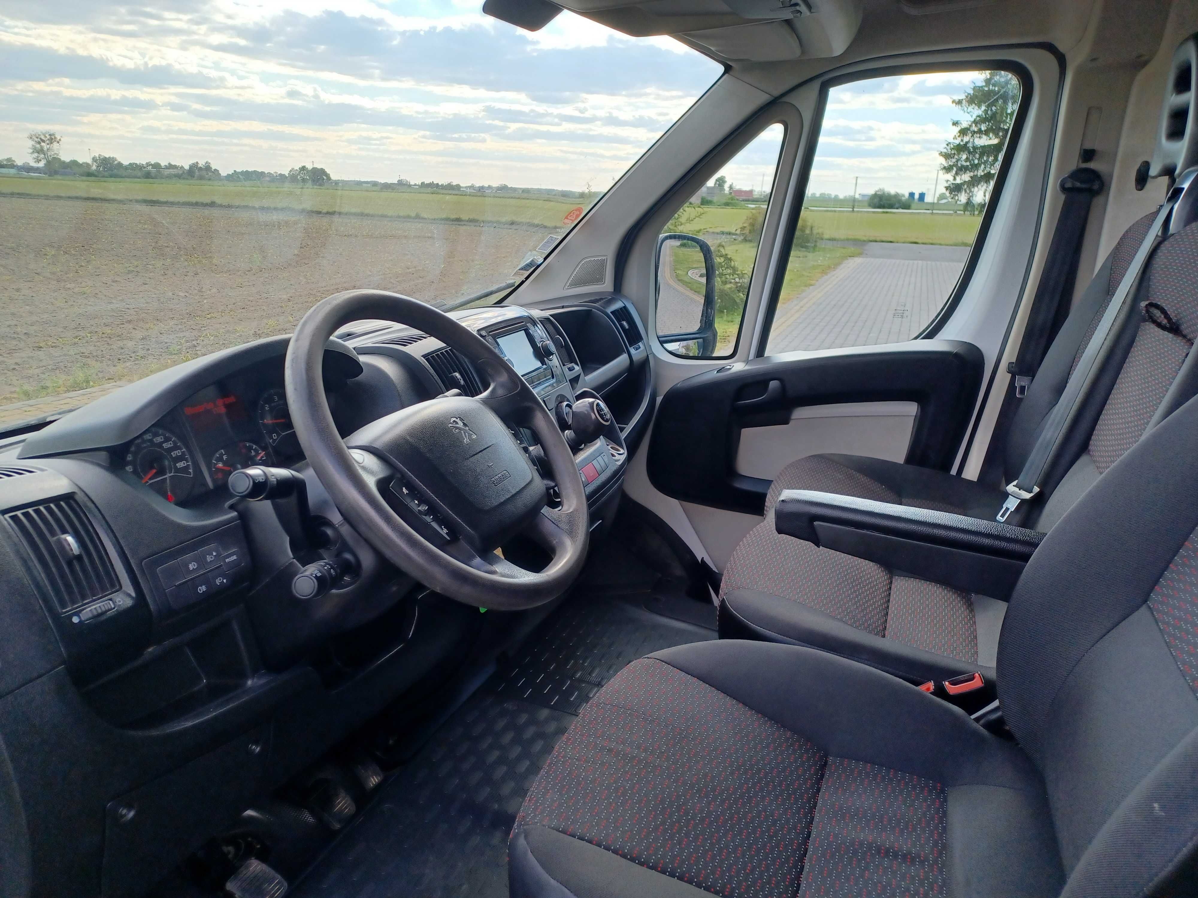 Peugeot Boxer 2.2 130km L2H2 Klima ladny stan sprow zarejestrowny