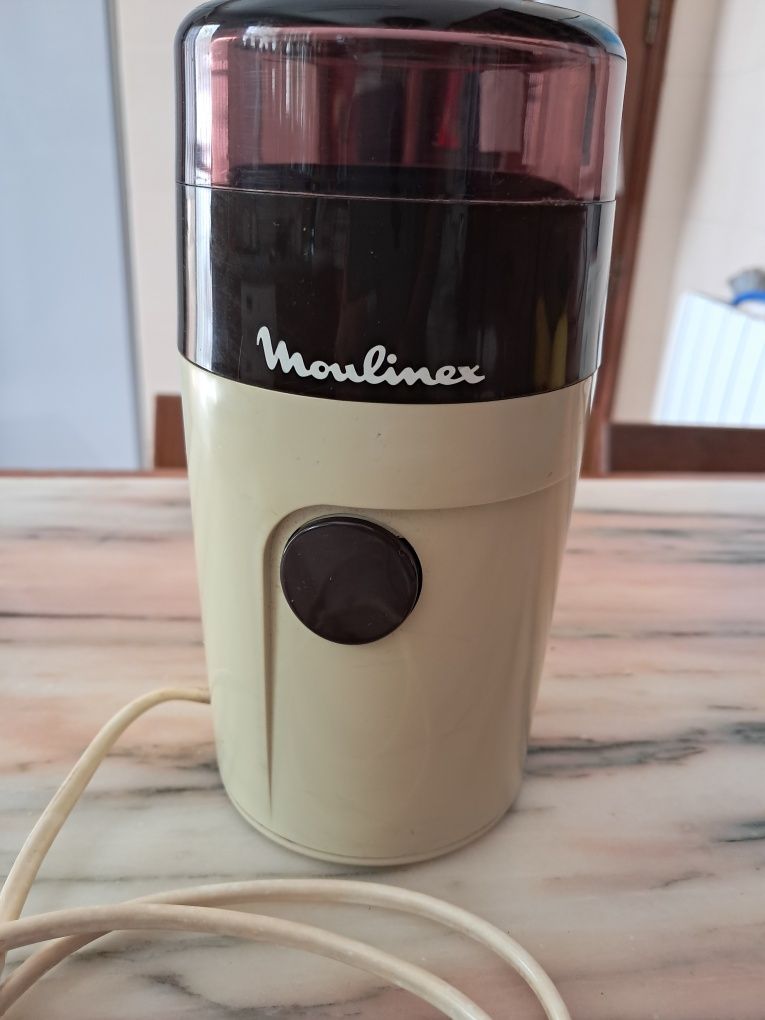 Moinho de café Moulinex
