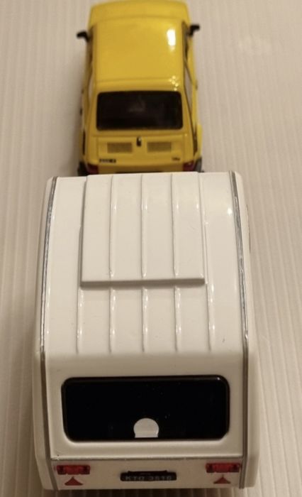 Kultowe Auta PRL Fiat 126p FL z Niewiadów N126 1:43