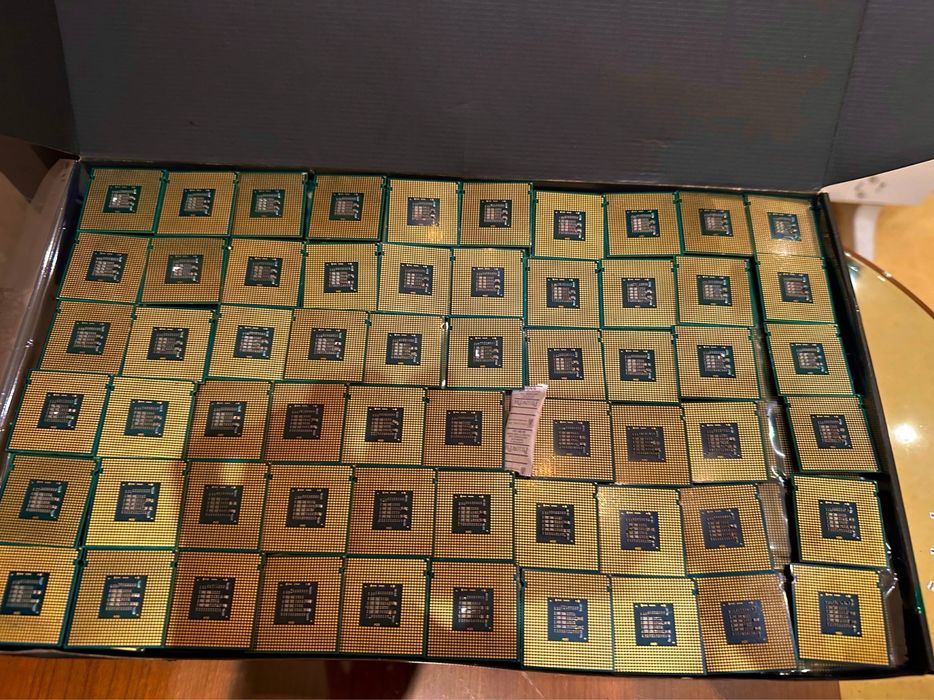 Продам процессоры Старые серии Intel и AMD  INTEL® Core2 Duo E7400