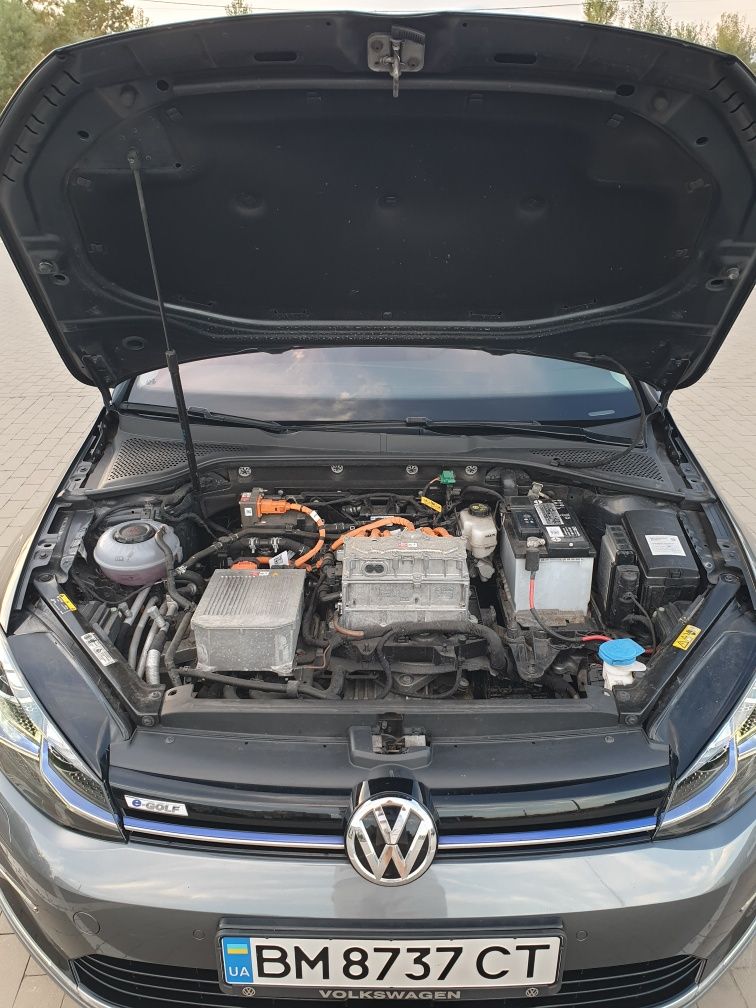 Volkswagen E-Golf, електричка, електромобиль,  E-Golf,