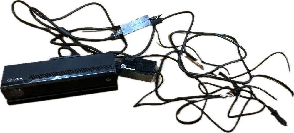 Kinect xbox one wraz z adapterem wszystko oryginalnie jak nkwe