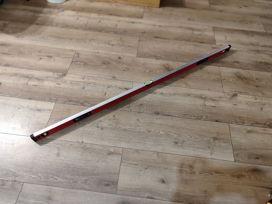 Poziomica 180cm, powystawowa