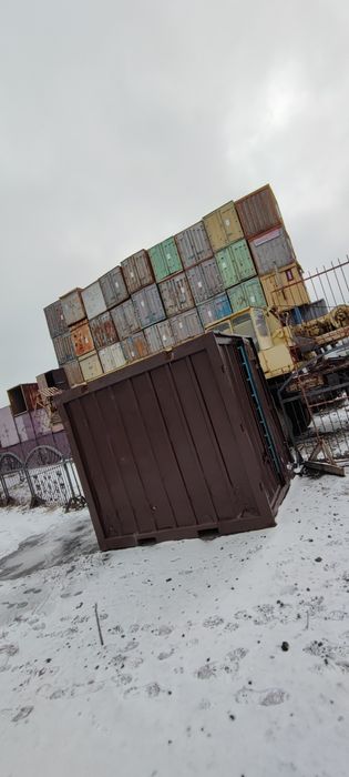 Битовка (побутівка оздоблена) на строй майданчик, морській контейнер