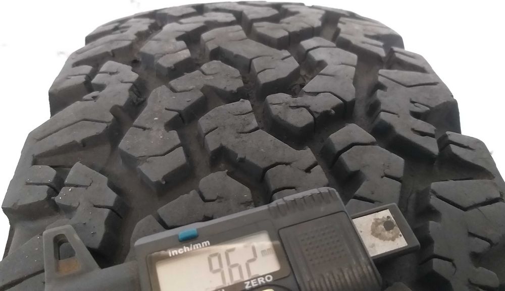 Szt2388M Sztuka 235/85R16 BF-GoodRich All-Terrain T/A