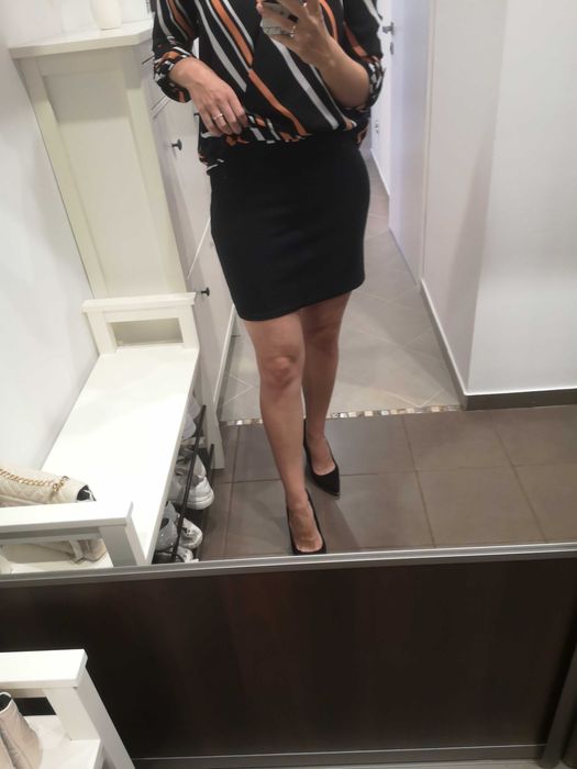 Spódnica czarna marki CAMAYEU rozm. L