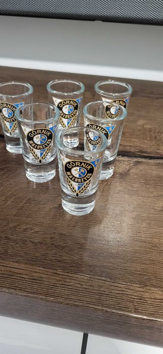 Kieliszki kibica z logo Górnik Wałbrzych