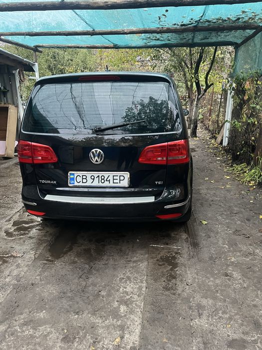 Продам VW Touran 2011
