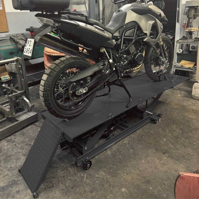 podnośnik motocyklowy hydrauliczny nożycowy platforma 460 kg 18-78 cm