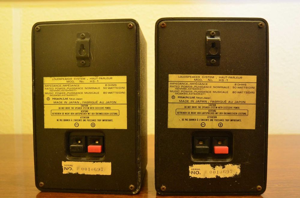Colunas de Som Hitachi HS-1