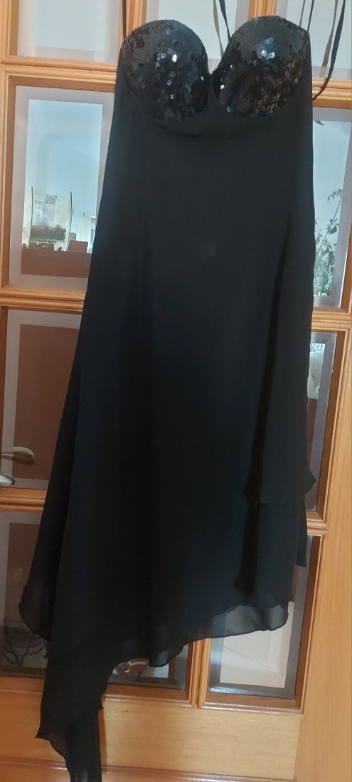 Vestido preto de cerimonia