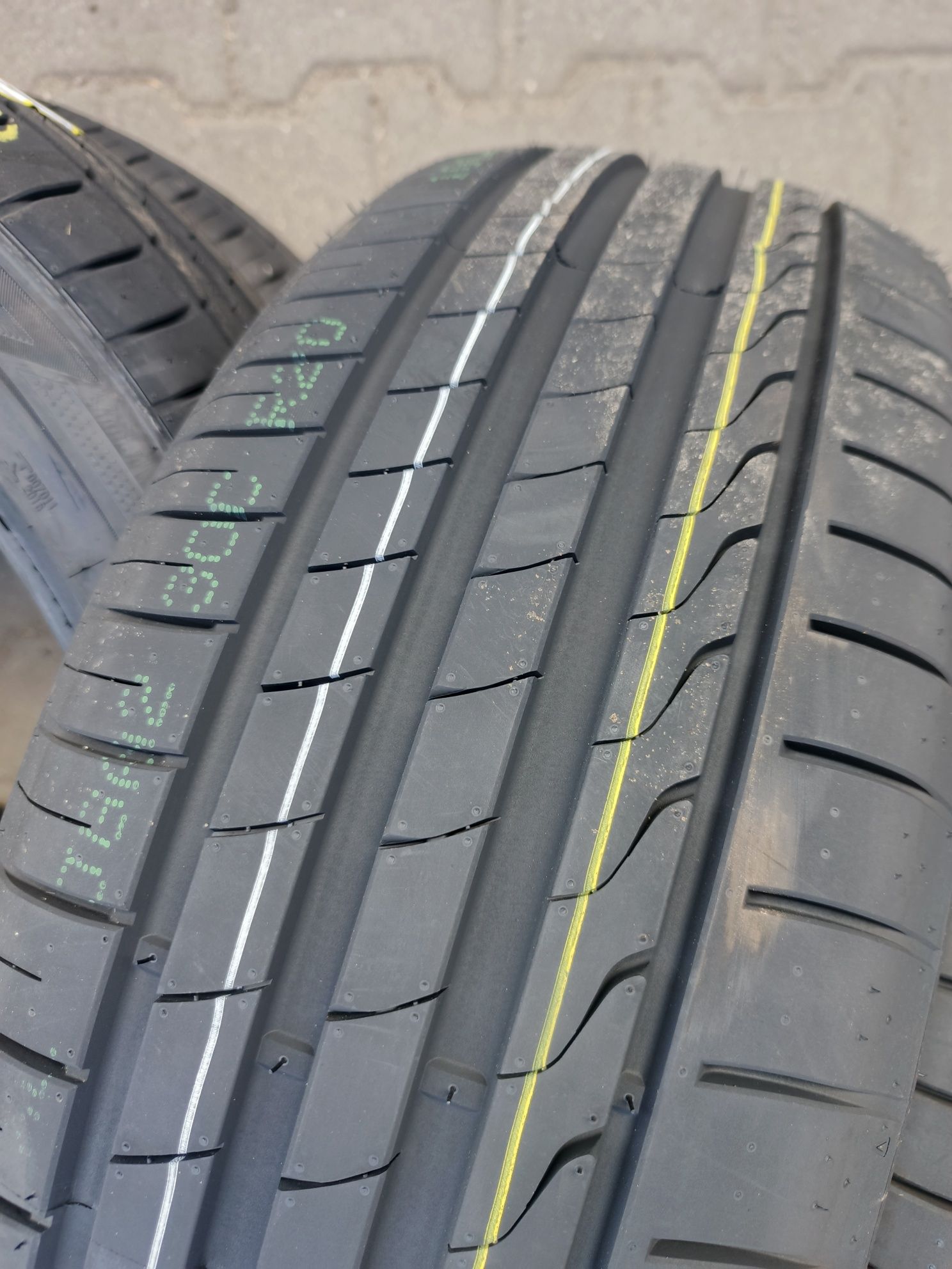Nowe opony letnie 225/55/17 imperial 2 sztuki 24r