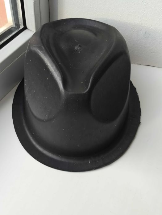 Підставка для підтримки, зберігання шляпи, капелюха