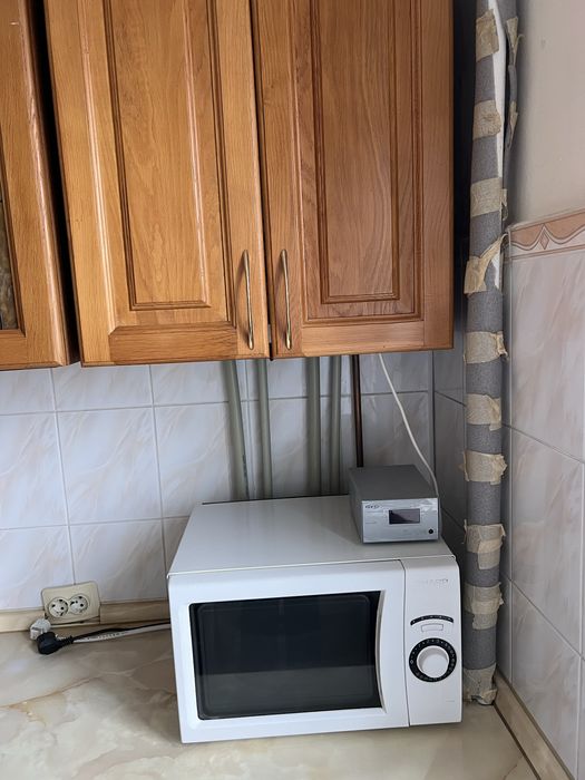 Кухонні меблі/ продається кухня повністю