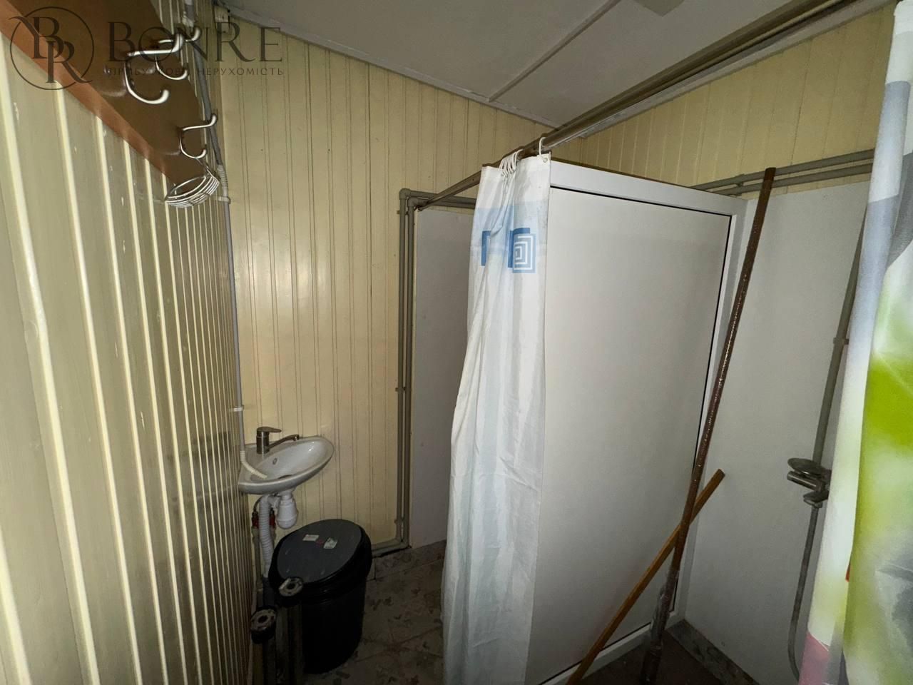 Оренда, Фасадні, Торгові та Офісні, Ромни, Соборна, 10-105м2