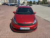 Kia Rio  красная 2016