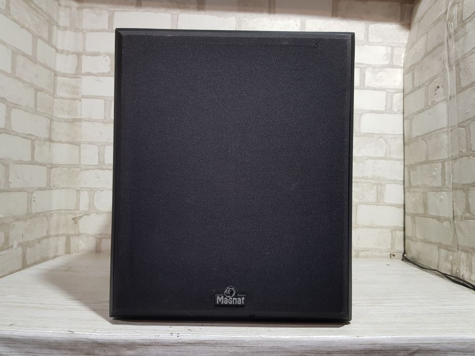 Активний сабвуфер MAGNAT MOTION SUB 25A, потужність 65 Вт, б/у