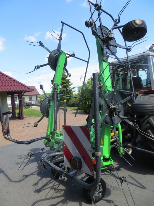 Przetrząsacz Przetrząsarka Deutz Fahr CondiMaster 6421