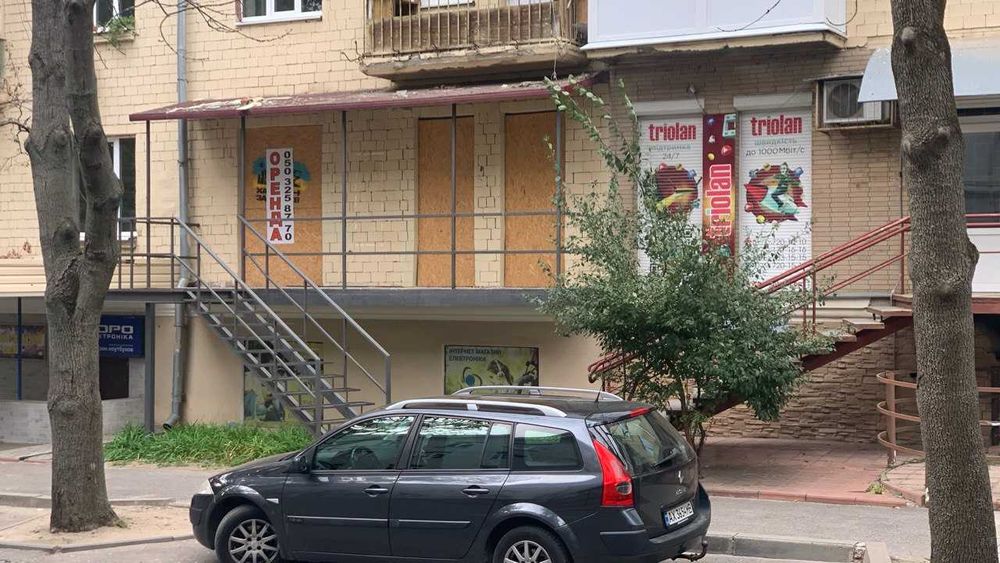 Аренда помещения в Харькове на Евгения Енина(Бакулина) м. "Научная".