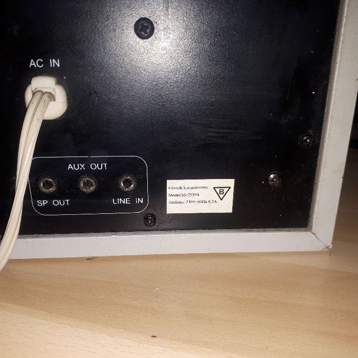 Stary subwoofer model SS-7539 A - AUDITEK
