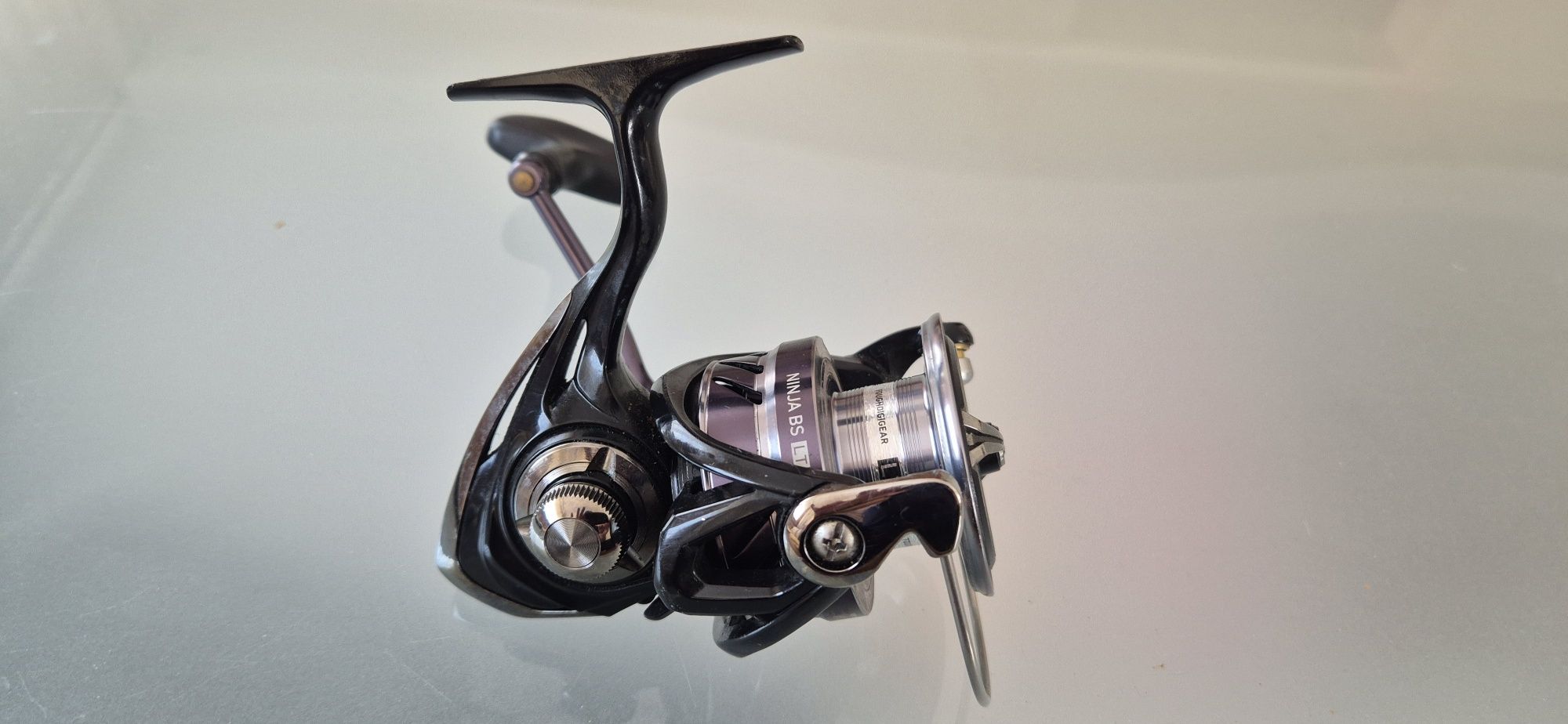 Kolowrotek Daiwa Ninja Black/Silver BS LT 5000-C