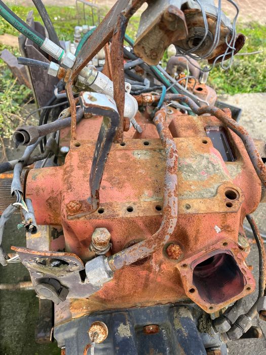 Podnośnik Fiat F 130, 100 obudowa ciagnik