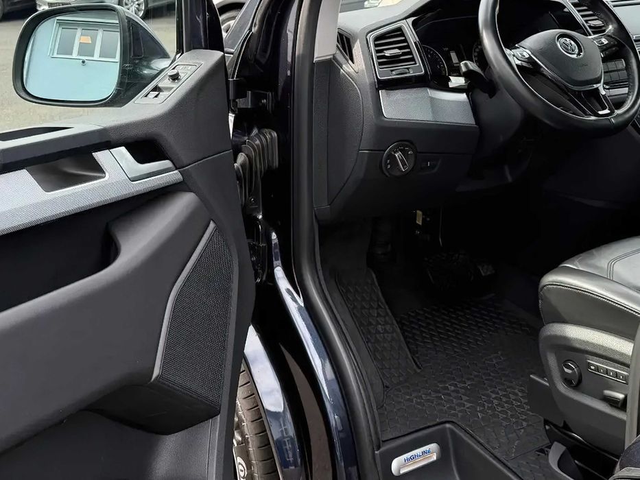 Volkswagen Multivan 2.0 TDI      2020