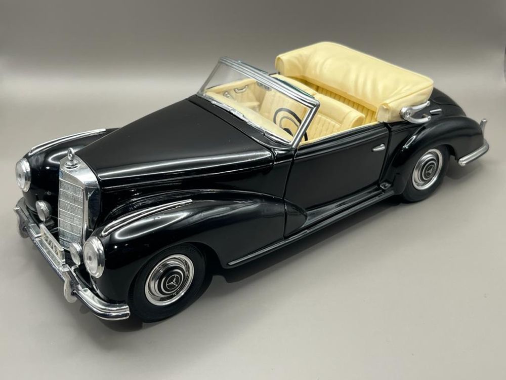 Model 1:18 Mercedes Benz 300 S