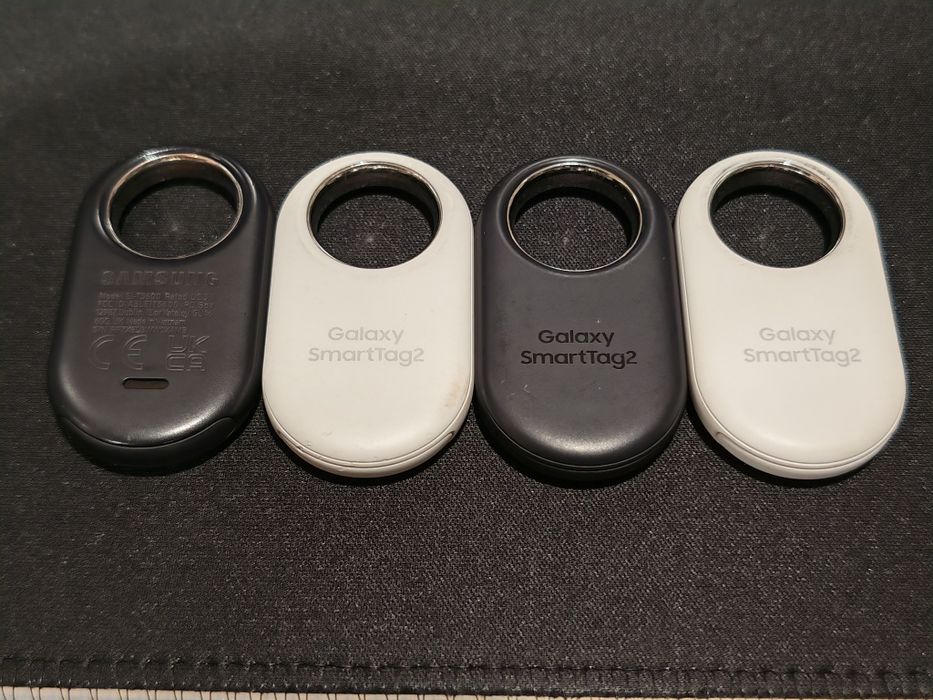 Samsung Galaxy SmartTag2 Bluetooth Tracker (4 Pack)