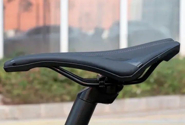 Сідло для велосипеда спортивне ергономічне KOCEVLO