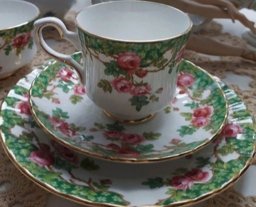 Royal Stafford trio,  zestaw śniadaniowy porcelana  angielska kwiaty