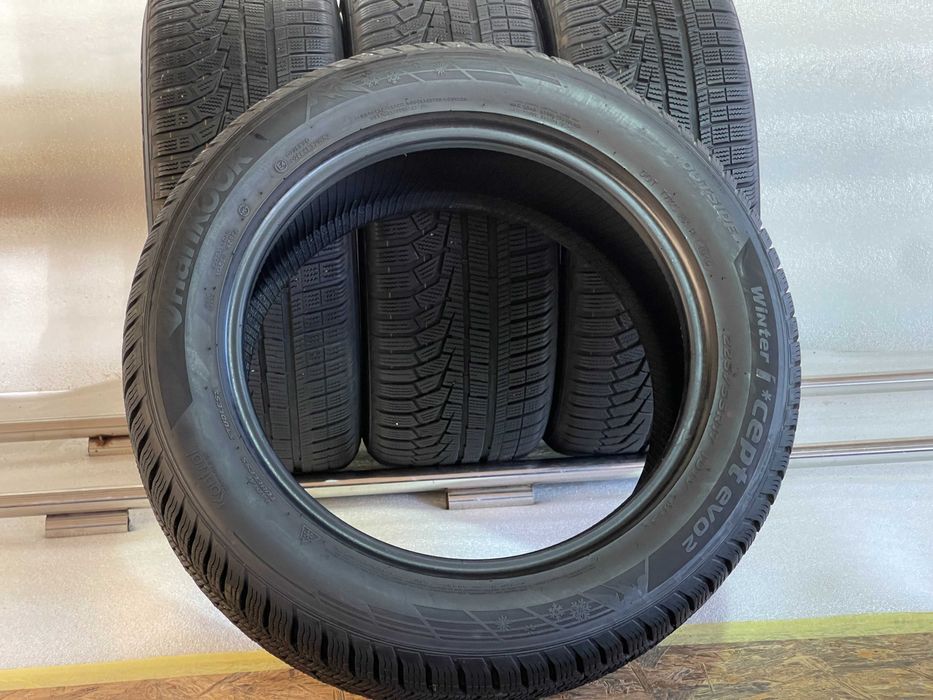 225/55 R17 Hankook WinterI*CEPT evo2