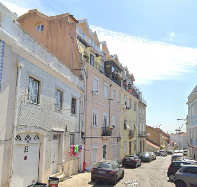 Apartamento T2 em Alcântara Lisboa