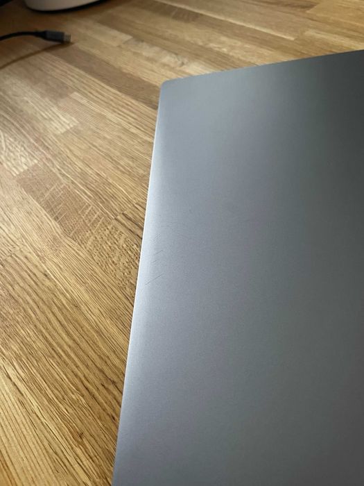 Notebook - Xiaomi Mi Air 13.3" / i5 8250U / 8GB RAM / 256 GB SSD