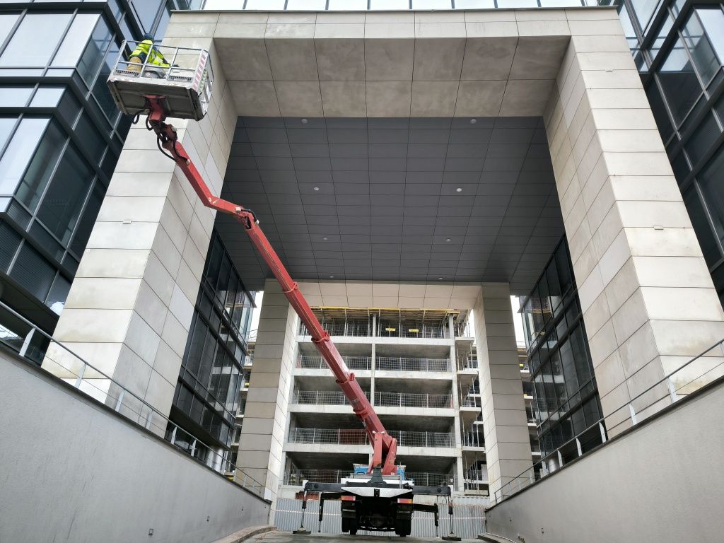 Wynajem Podnośnika koszowego 18 i 27 Metrów  Zwyżka HDS Wypożyczalnia