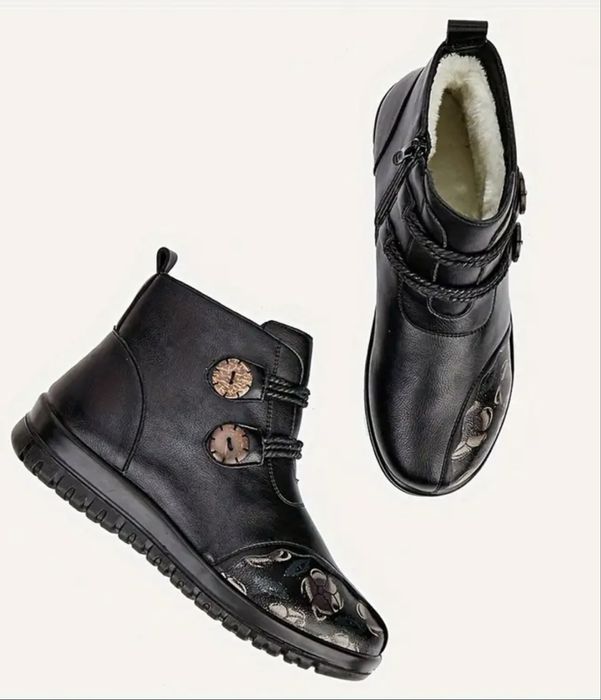 Жіночі черевики короткі чорні на хутрі осінні ботінки