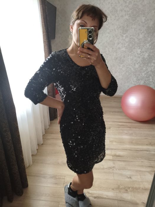 Сукня плаття святкове в паєтку