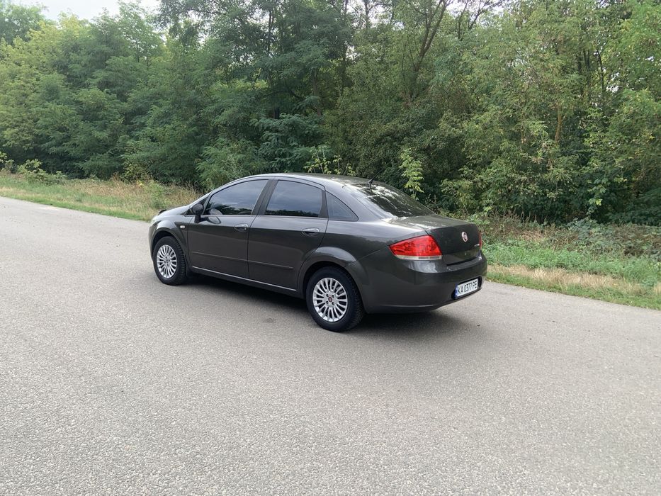 Продам Fiat Linea