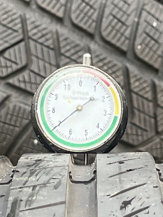 *Opona Continental 235/50/19 pojedynka