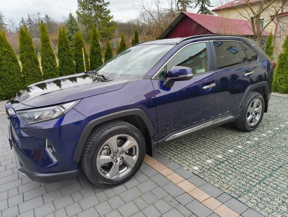 Sprzedam Toyota RAV 4 2.0