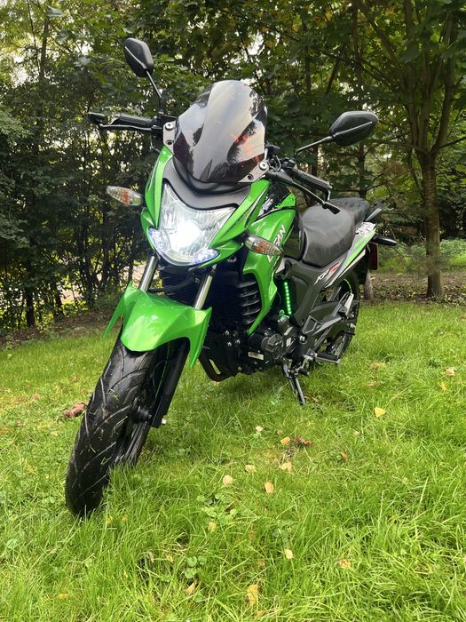Продам Lifan kp200