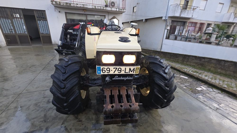 Trator Lamborghini