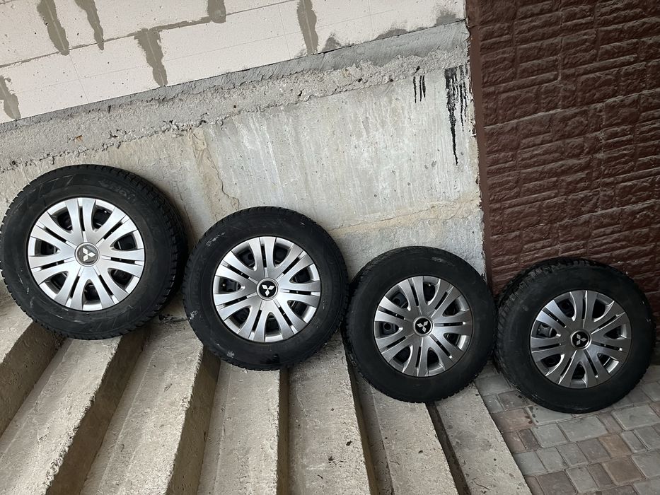 Диски R16 Mitsubishi Outlander 3 Hakook Winter I cept 215/70 R16 ET38
