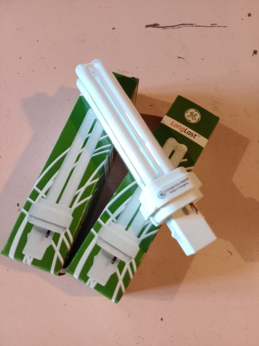 Conjunto de 2 lâmpadas