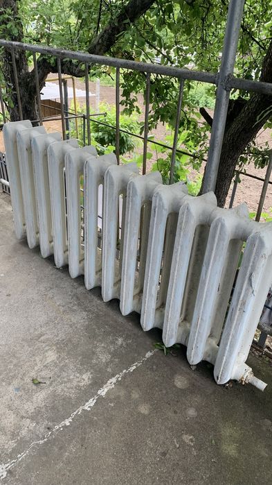 Б/у чавунні батареї