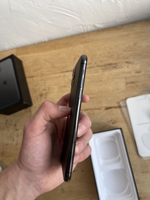 iPhone 11 Pro Max 256GB Grey АКБ 83% Айфон 11 про макс 256 гб сірий
