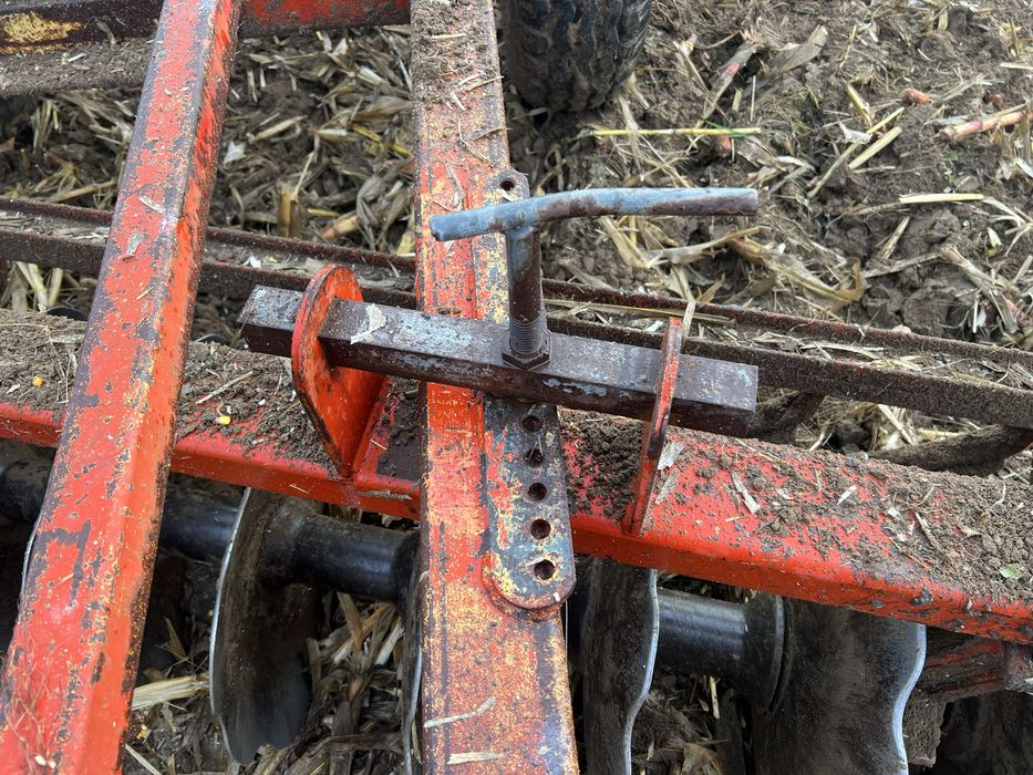 Talerzówka Agregat Talerzowy Brona Talerzowa Ciągana Sprowadzona 3.2m