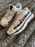 Останні розміри 37,5;40;41 Кросівки Nike P-6000 Premium Metallic P6000
