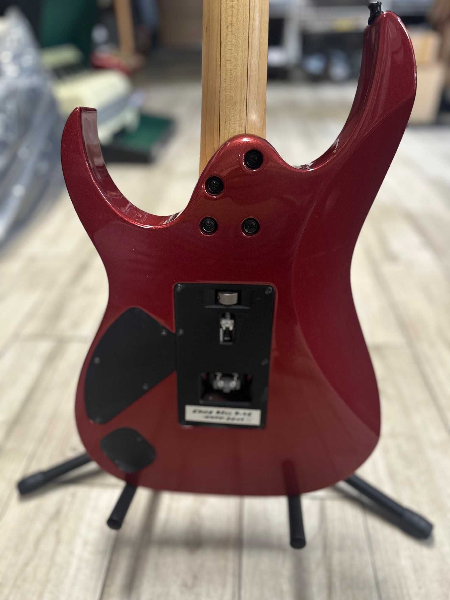 Ibanez RG 1570 gitara elektryczna używana + futerał faktura