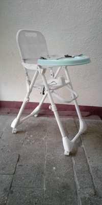 Кресло-Столик для кормления из пластика. бу.